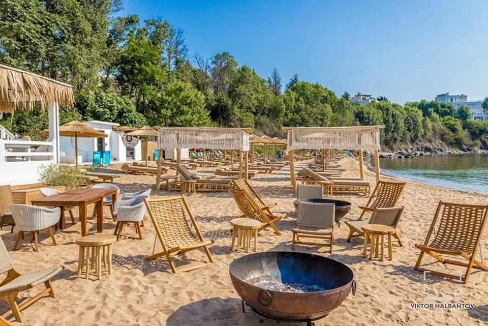 Captain'S Island Deluxe Chernomorets Esterno foto