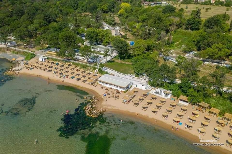 Captain'S Island Deluxe Chernomorets Esterno foto